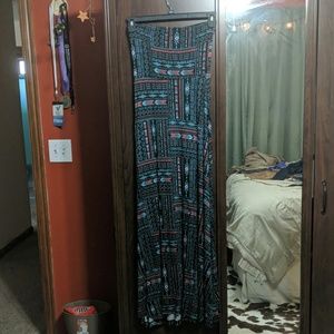 Mudd maxi dress/skirt combo.